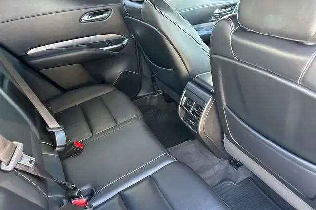 2024 Cadillac XT4 FWD Premium Luxury