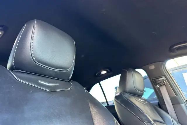 2024 Cadillac XT4 FWD Premium Luxury