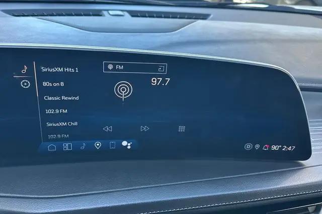 2024 Cadillac XT4 FWD Premium Luxury