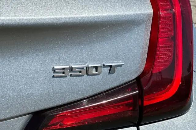 2024 Cadillac XT4 FWD Premium Luxury