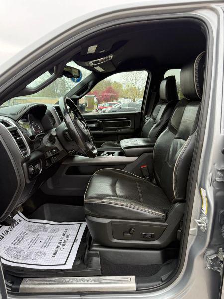 2022 Ram 2500 Laramie Crew Cab 4x4 6'4" Box