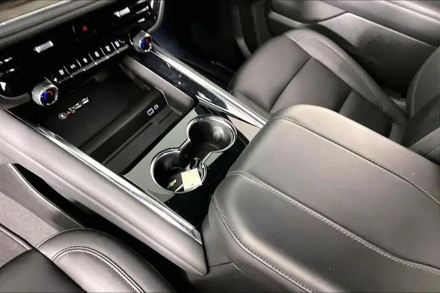 2025 Chevrolet Tahoe 4WD LT