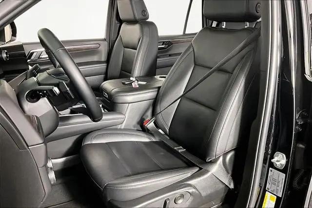 2025 Chevrolet Tahoe 4WD LT