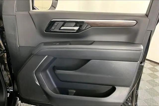 2025 Chevrolet Tahoe 4WD LT