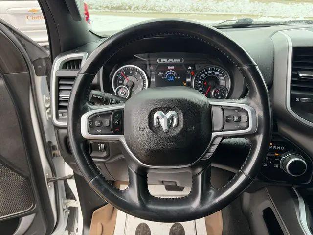 2022 Ram 1500 Big Horn Crew Cab 4x4 5'7" Box