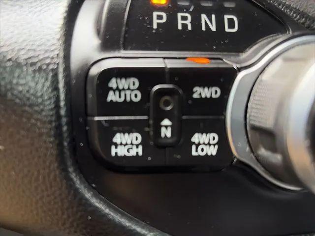 2022 Ram 1500 Big Horn Crew Cab 4x4 5'7" Box