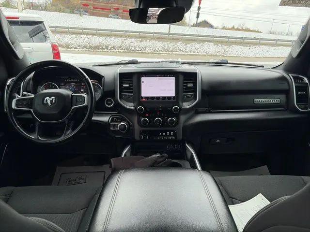 2022 Ram 1500 Big Horn Crew Cab 4x4 5'7" Box
