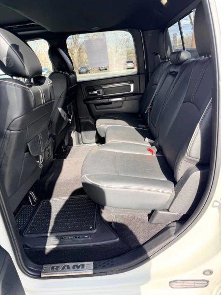 2017 Ram 1500 Limited Crew Cab 4x4 6'4" Box