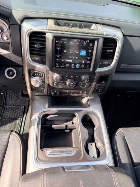 2017 Ram 1500 Limited Crew Cab 4x4 6'4" Box