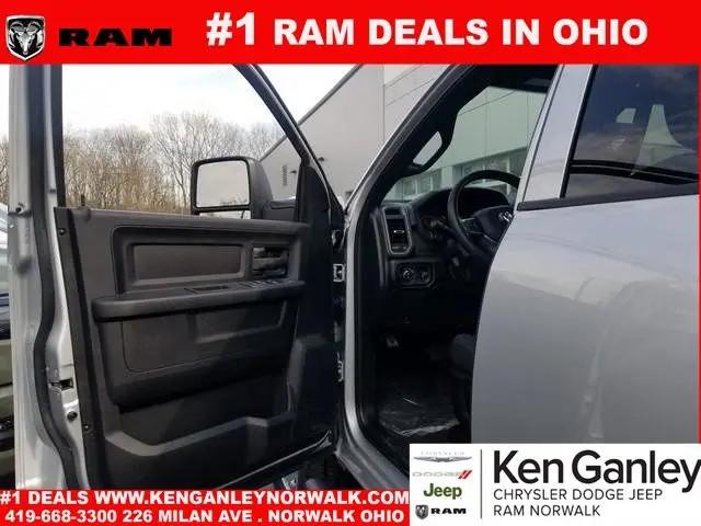 2026 Ram 3500 Tradesman Crew Cab 4x4 6'4" Box