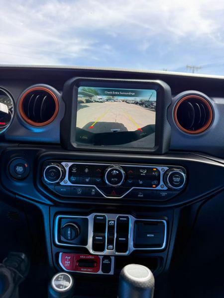 2022 Jeep Gladiator Sport