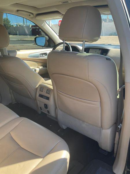2017 Nissan Pathfinder SL