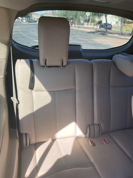 2017 Nissan Pathfinder SL