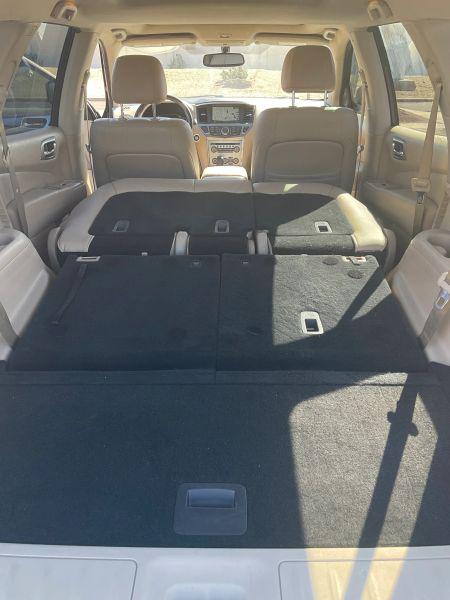 2017 Nissan Pathfinder SL