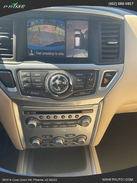 2017 Nissan Pathfinder SL