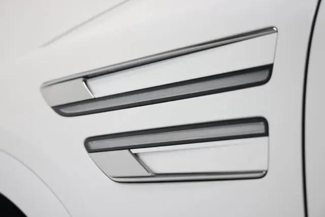 2025 Genesis GV80 2.5T Standard AWD