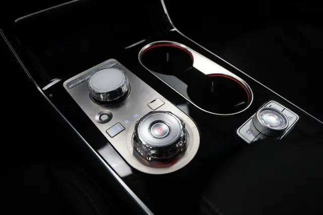 2025 Genesis GV80 2.5T Standard AWD