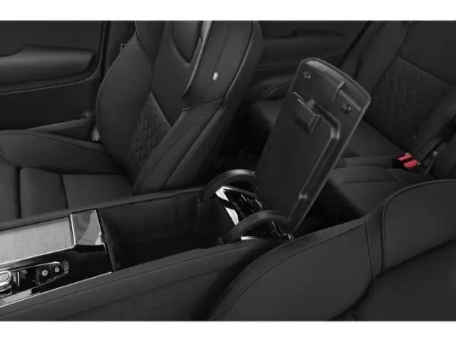 2026 Volvo XC90 Plug-In Hybrid Plus, T8 AWD, Electric/Gasoline, Bright, 7 Seats