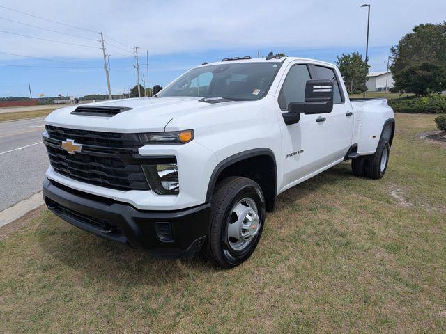 2024 Chevrolet Silverado 3500HD 4WD Crew Cab Long Bed Work Truck