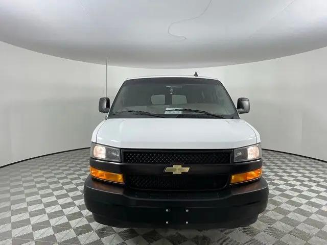 2023 Chevrolet Express Passenger RWD 3500 Regular Wheelbase LS