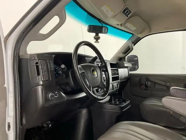 2023 Chevrolet Express Passenger RWD 3500 Regular Wheelbase LS