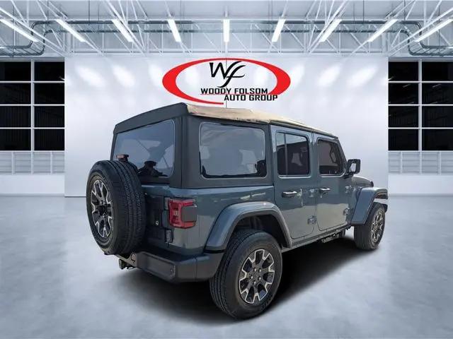 2026 Jeep Wrangler 4-Door Sahara 4x4