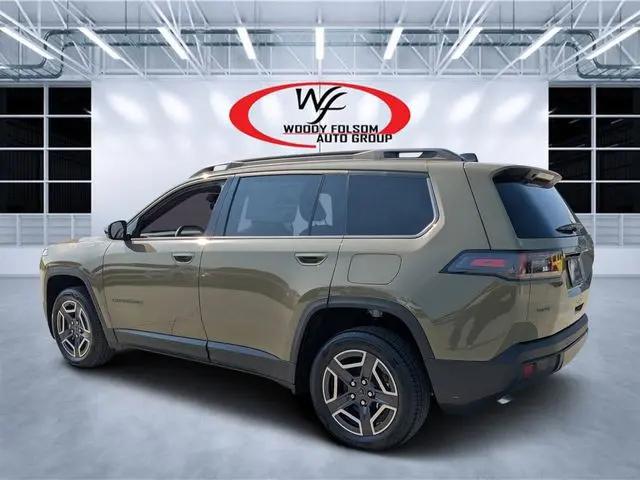 2026 Jeep Cherokee Laredo 4x4
