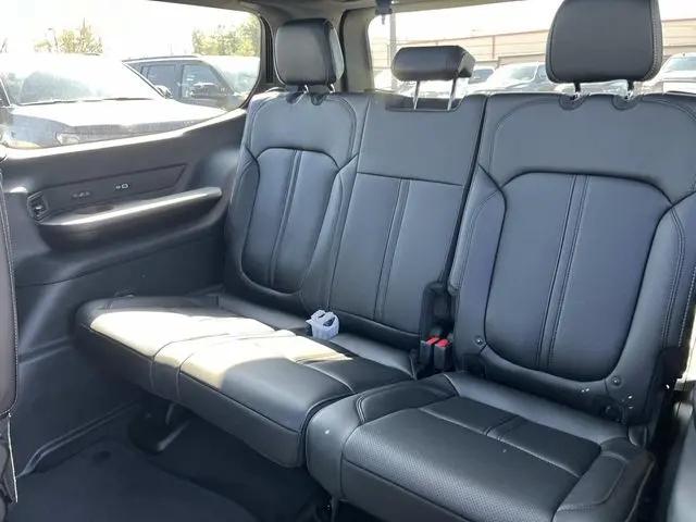 2026 Jeep Grand Wagoneer 4x4