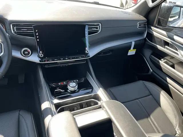 2026 Jeep Grand Wagoneer 4x4