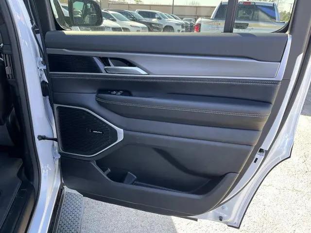2026 Jeep Grand Wagoneer 4x4