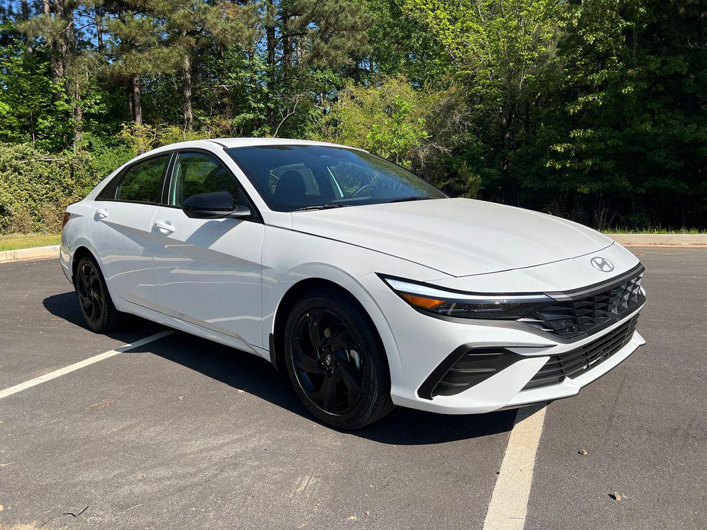 New 2026 Serenity White Pearl HYUNDAI SEL Sport image 4