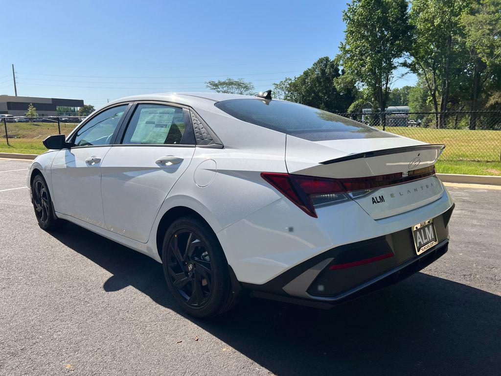 New 2026 Serenity White Pearl HYUNDAI SEL Sport image 8