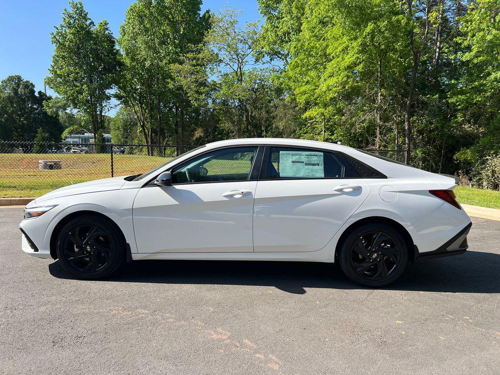 New 2026 Serenity White Pearl HYUNDAI SEL Sport image 9