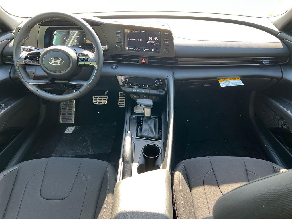New 2026 Serenity White Pearl HYUNDAI SEL Sport image 22