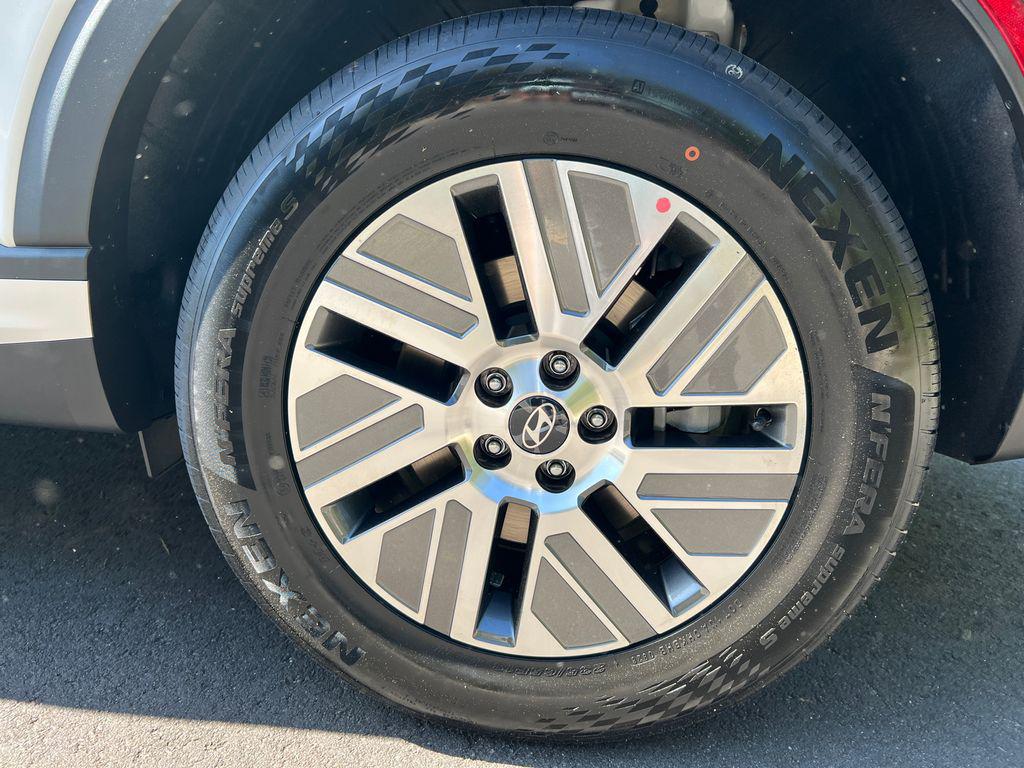 New 2026 Creamy White Pearl HYUNDAI Blue SEL 8P image 20