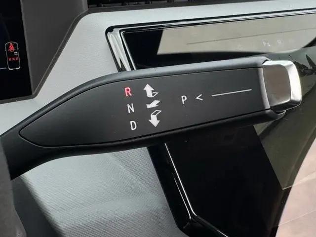 2027 Chevrolet Bolt LT FWD