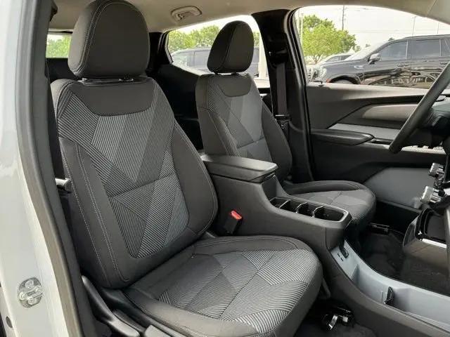 2027 Chevrolet Bolt LT FWD