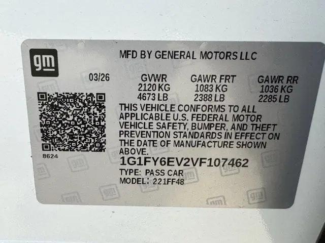 2027 Chevrolet Bolt LT FWD