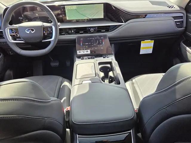2026 INFINITI QX80 LUXE AWD