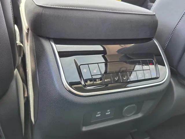 2026 INFINITI QX80 LUXE AWD