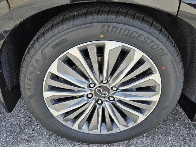 2026 INFINITI QX80 LUXE AWD
