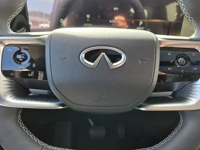 2026 INFINITI QX80 LUXE AWD