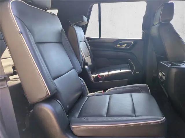 2023 GMC Yukon 4WD SLT