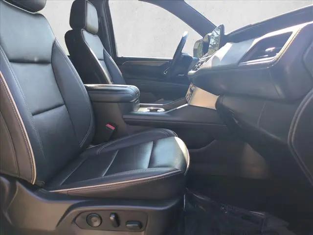 2023 GMC Yukon 4WD SLT