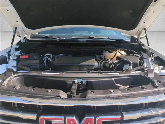 2023 GMC Yukon 4WD SLT