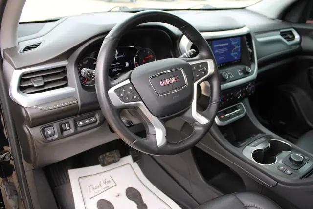 2022 GMC Acadia AWD SLT