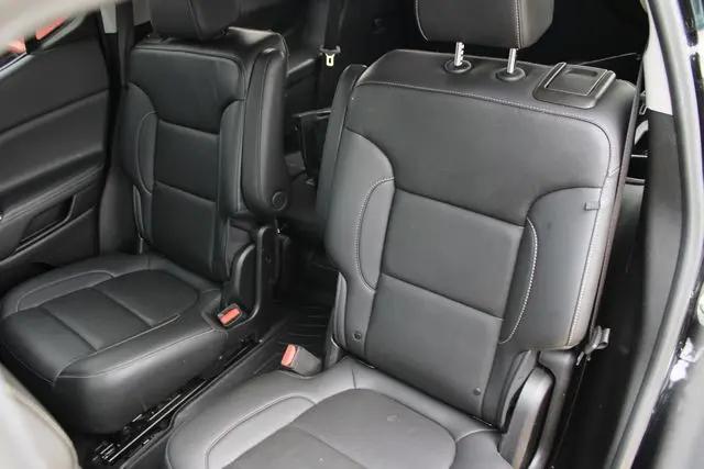 2022 GMC Acadia AWD SLT