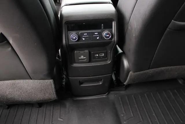 2022 GMC Acadia AWD SLT