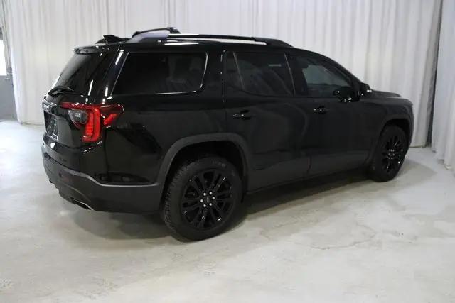 2022 GMC Acadia AWD SLT