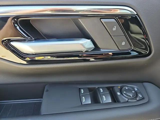 2026 Chevrolet Suburban LS, RWD